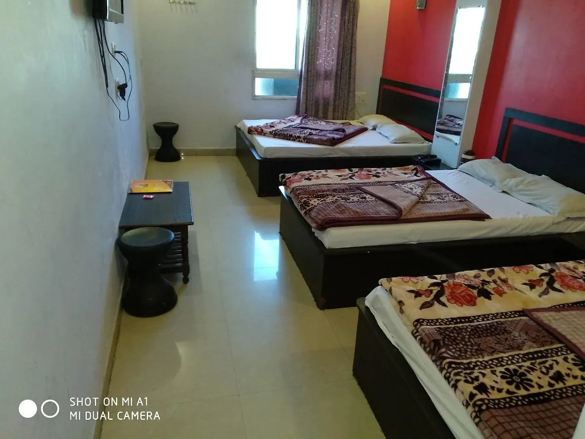 Hotel Surbhi Palace 우다이푸르