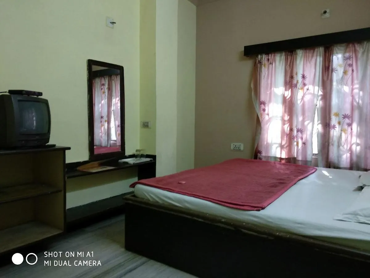 Hotel Surbhi Palace ウダイプル